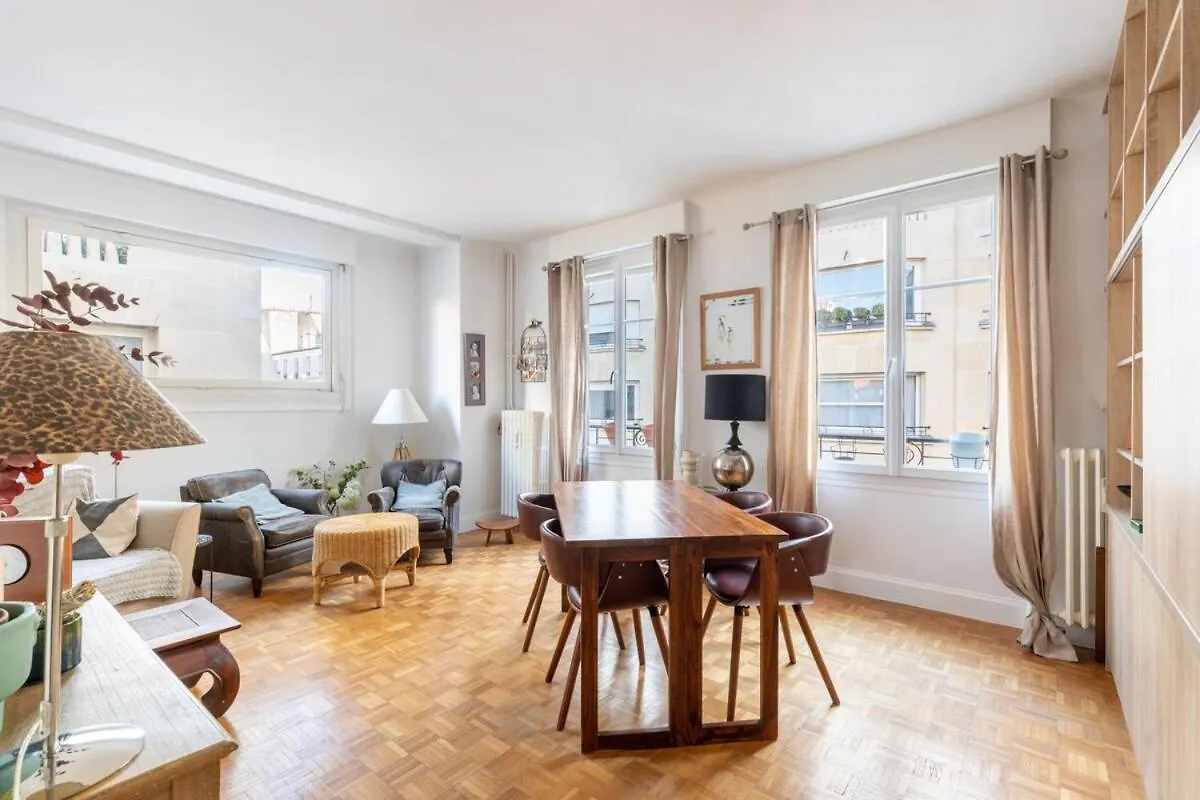 Copernic- Ci - Apt For 2 P 10 Min From Arc De Triomphe Paris Appartement